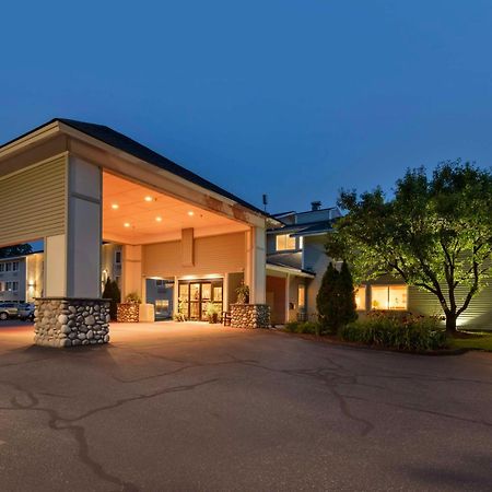 Best Western Plus Windjammer Inn&Conference Center Burlington Exterior foto