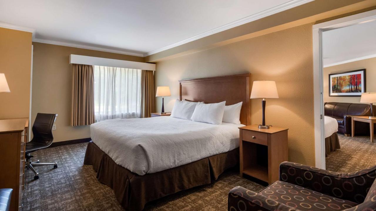 Best Western Plus Windjammer Inn&Conference Center Burlington Exterior foto