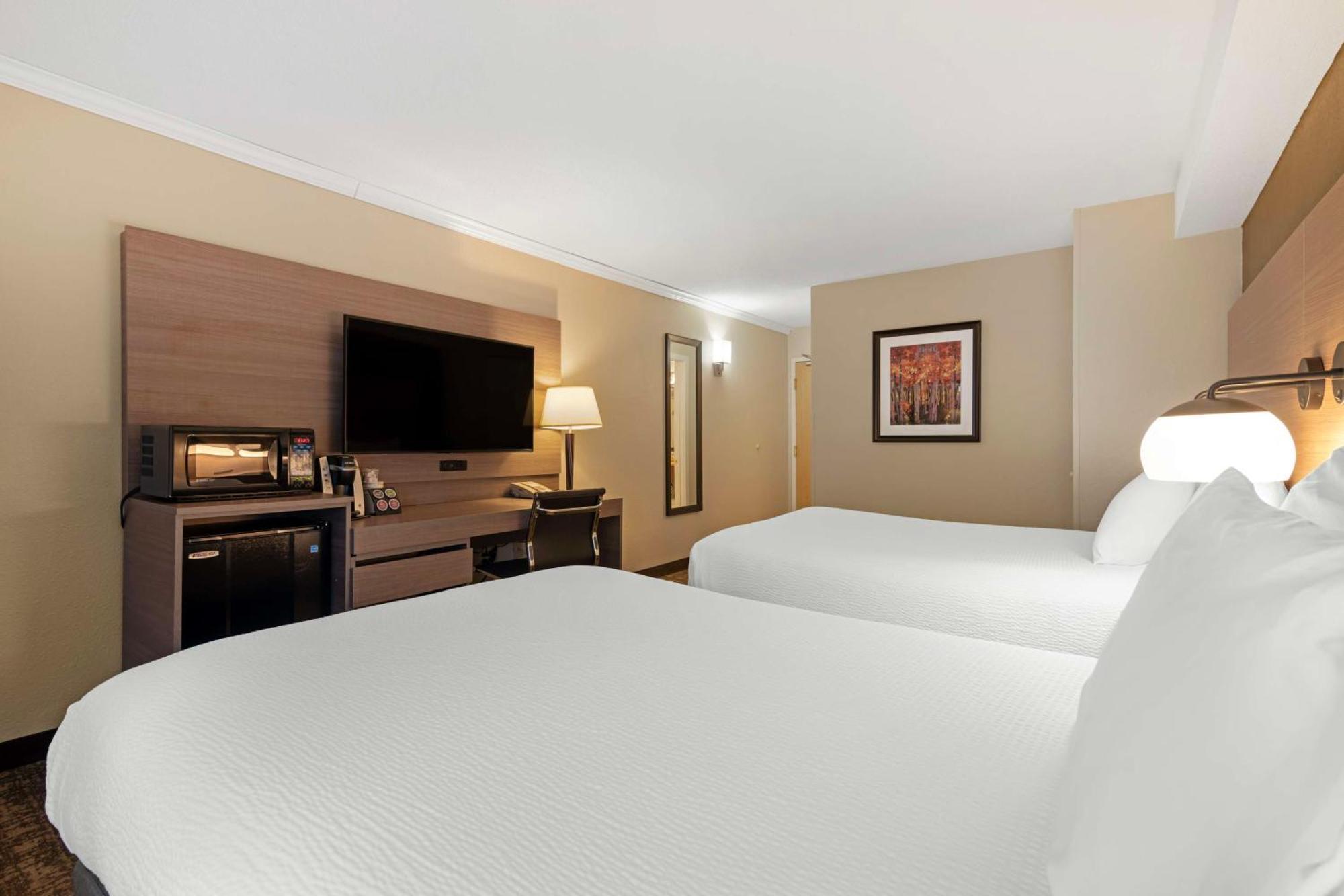 Best Western Plus Windjammer Inn&Conference Center Burlington Exterior foto