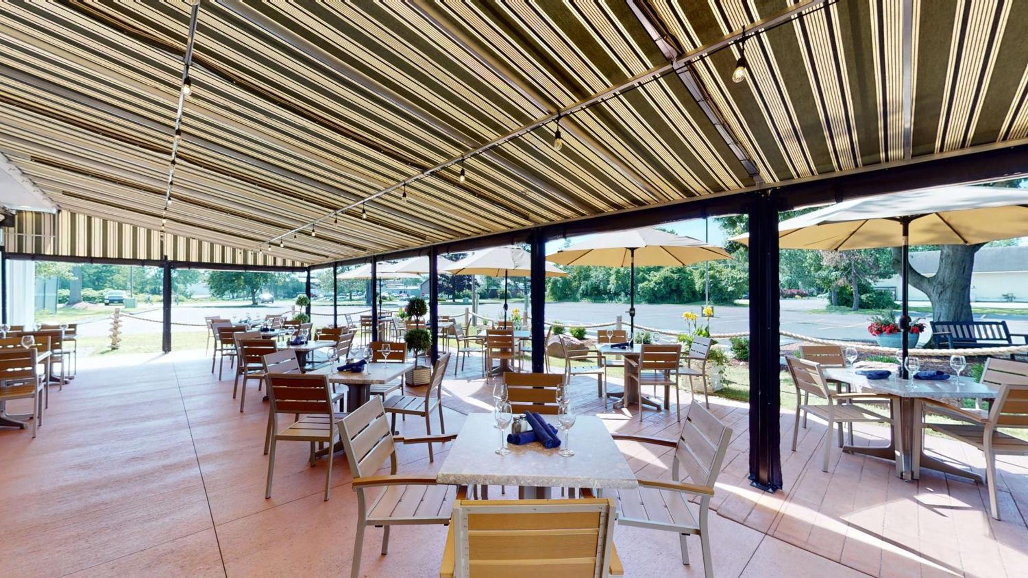 Best Western Plus Windjammer Inn&Conference Center Burlington Exterior foto