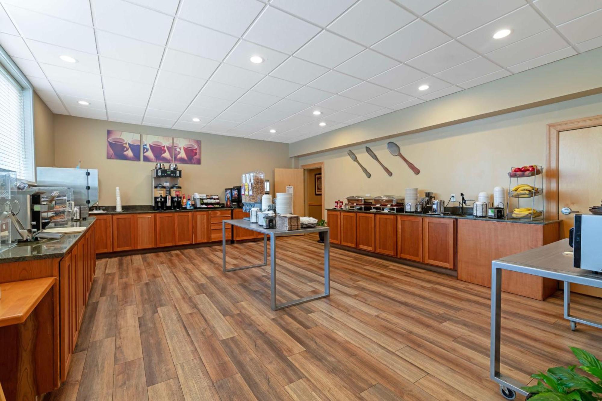 Best Western Plus Windjammer Inn&Conference Center Burlington Exterior foto